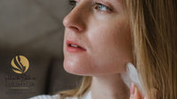 Guide complet : Comment maîtriser l'art du Gua Sha pour une peau radieuse [+ Avantages et étapes]